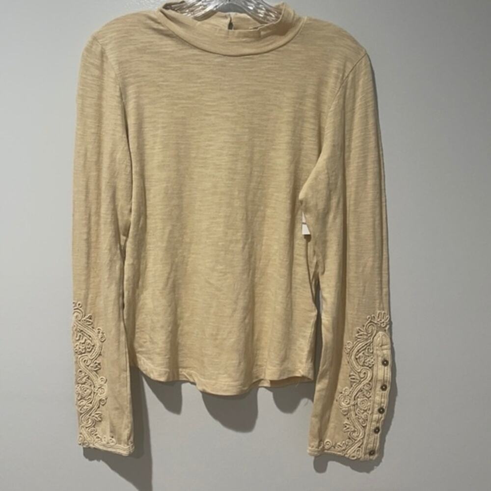 We the Free Hooked on You Cuff Embroidered Top size Small - Picture 3 of 15